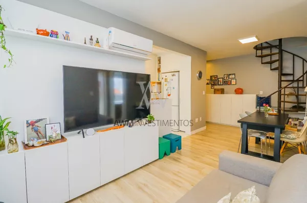 Awm Vende Cobertura 02 dormitórios no Bairro  Cristo Redentor, Porto Alegre