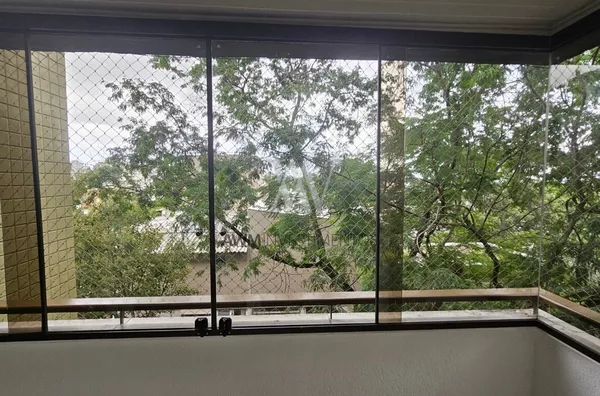 Awm Vende Apartamento 03 dormitórios, 01 suíte no Bairro Mont Serrat, Porto Alegre