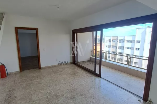 Awm Vende Cobertura triplex 04 dormitórios ,01 suíte no Bairro Floresta em  Porto Alegre