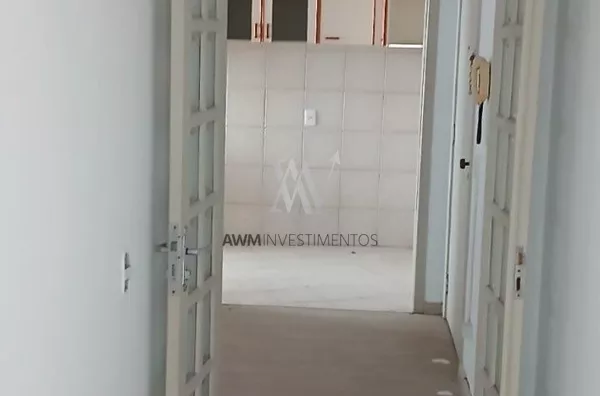 Awm Vende Apartamento 02 dormitórios no Bairro Menino Deus, Porto Alegre