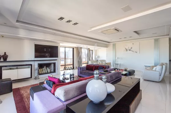 Awm Vende Cobertura 04 dormitórios, 04 suítes no Bairro Bela Vista, Porto Alegre