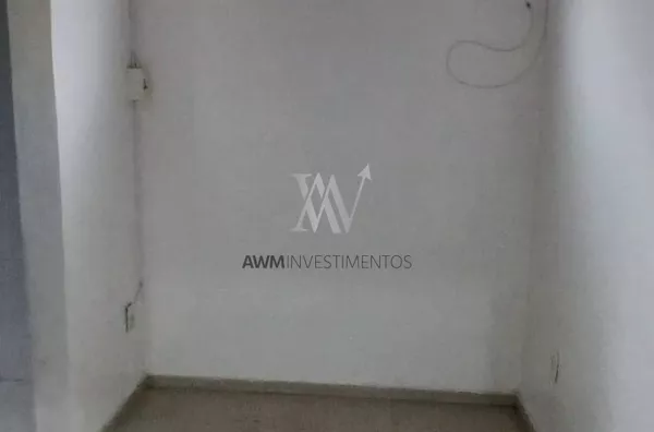 Awm Aluga Casa 03 dormitórios no  Bairro Jardim Botanico, Porto Alegre