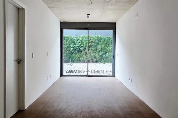 Awm Vende Casa em condomínio 03 dormitórios , 03 suítes no Bairro 2 Três Figueiras, Porto Alegre