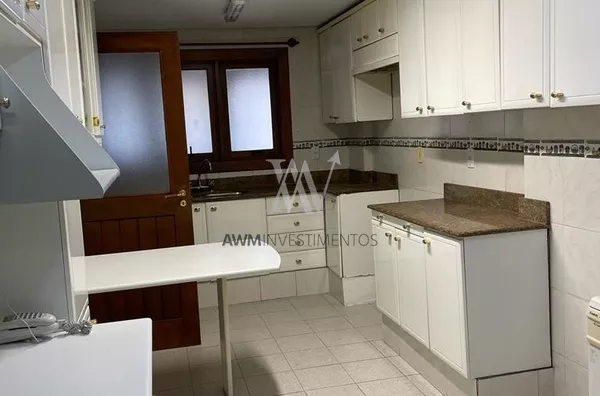 AWm Vende, Apartamento 03 dormitórios com suíte, no Bairro  Bela Vista, Porto Alegre