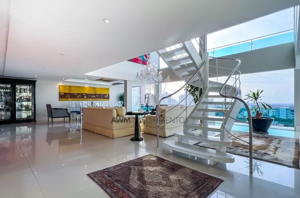 Awm Vende Cobertura 04 dormitórios ,sendo 03 suítes no Bairro Higienopolis, Porto Alegre