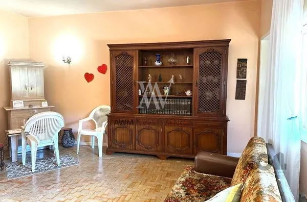 Awm Vende Casa 03 dormitórios no Bairro   Glória, Porto Alegre