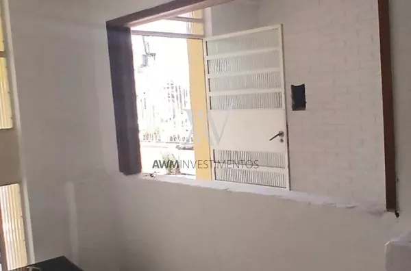 Awm Vende Casa 3 dormitórios no Bairro  Rio Branco, Porto Alegre - Foto 6