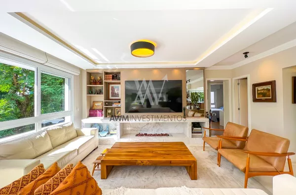 Awm Vende Apartamento 03 dormitórios sendo 03 suítes no Bairro  Petrópolis, Porto Alegre