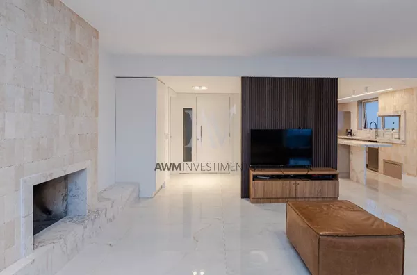 Awm Vende Apartamento 03 dormitórios ,03 suítes no Bairro Higienopolis, Porto Alegre