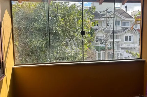 Awm Vende Casa 5 dormitórios , 2 suítes no Bairro  Chácara Das Pedras, Porto Alegre