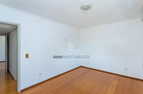 Awm Vende,Apartamento  03 dormitórios no Bairro  Auxiliadora, Porto Alegre