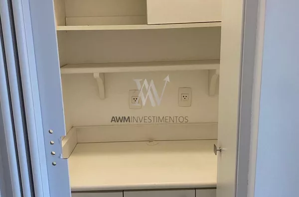 Awm Aluga Sala comercial no Bairro Menino Deus em   Porto Alegre, Porto Alegre