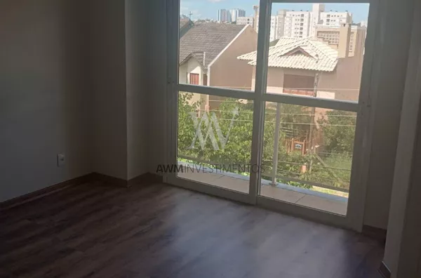 Sobrado para venda, 3 quarto(s),  - Porto Alegre