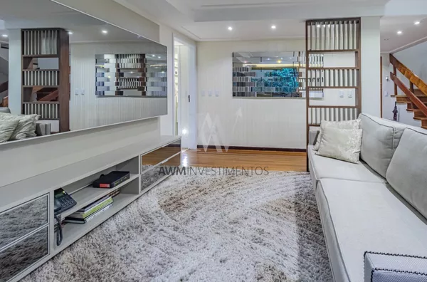 Awm Vende Excelente com 03 dormitórios, sendo 01 suíte no Bairro  Bela Vista, Porto Alegre