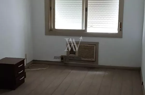 Awm Vende Apartamento 02 dormitórios no Bairro Menino Deus, Porto Alegre