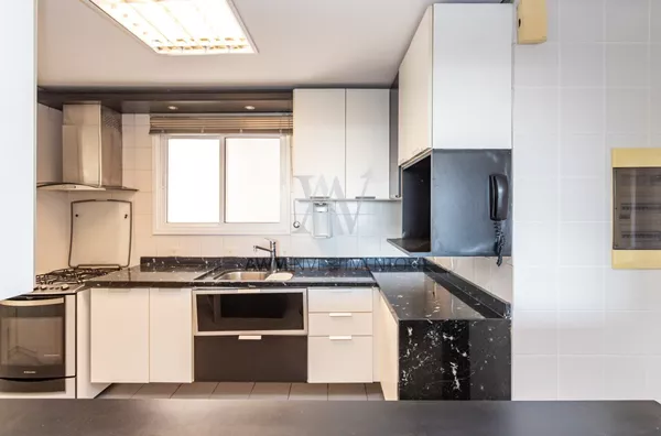 Awm Vende Apartamento 3 dormitórios,  suíte no Bairro Petrópolis, Porto Alegre