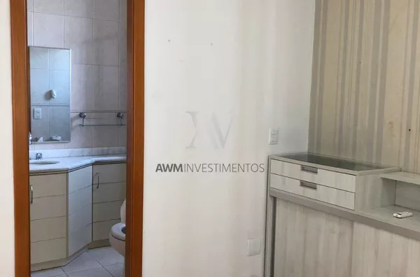 Awm Vende Apartamento 03 dormitórios, sendo 01 suíte no Bairro Menino Deus, Porto Alegre