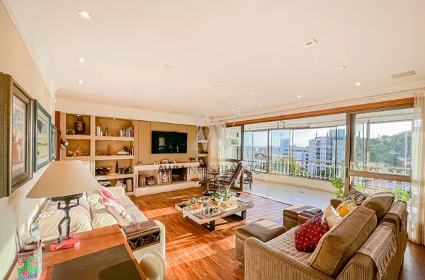 Awm Vende, Apartamento no Bairro Rio Branco  em  Porto Alegre