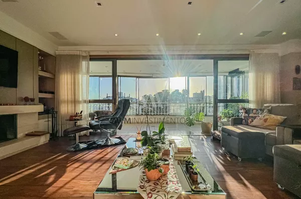 Awm Vende, Apartamento no Bairro Rio Branco  em  Porto Alegre