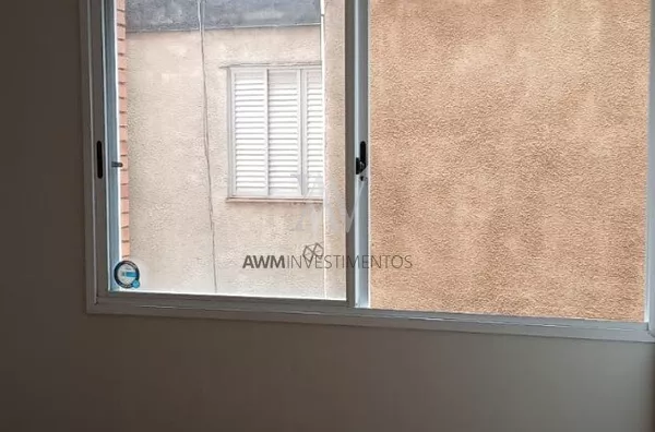 Awm Vende apartamento 02 dormitórios no Bairro Floresta, Porto Alegre