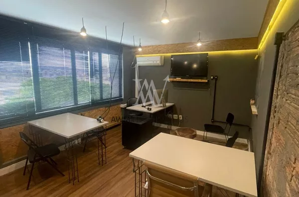 Awm Aluga Sala comercial em andar no Bairro Petrópolis, Porto Alegre