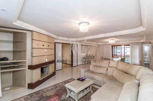 Awm Vende Casa 04 dormitórios, Bairro Vila Ipiranga, Porto Alegre