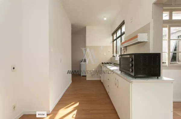 Awm Vende Apartamento 3 dormitórios no Bairro Petrópolis, Porto Alegre