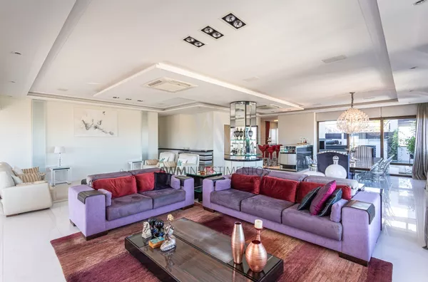 Awm Vende Cobertura 04 dormitórios, 04 suítes no Bairro Bela Vista, Porto Alegre