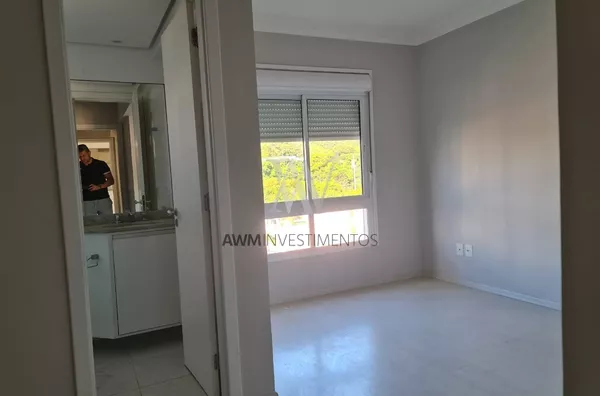 Awm Vende Apartamento 02 dormitórios com suíte no  Bairro Higienópolis, Porto Alegre