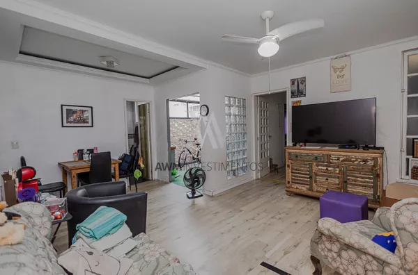 Awm Vende Apartamento 02 dormitórios no Bairro Petrópolis, Porto Alegre