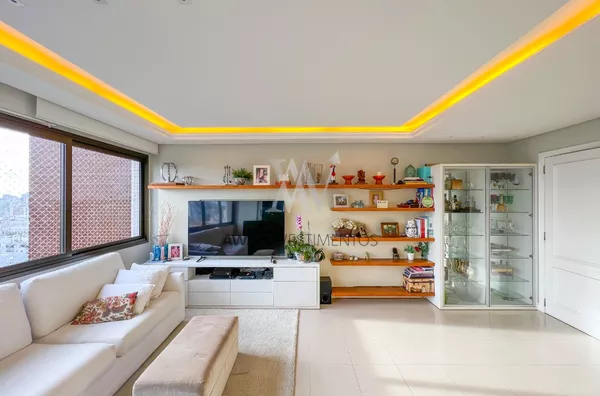 Awm Vende Apartamento 3 dormitórios, 1 suíte no Bairro  Petrópolis, Porto Alegre