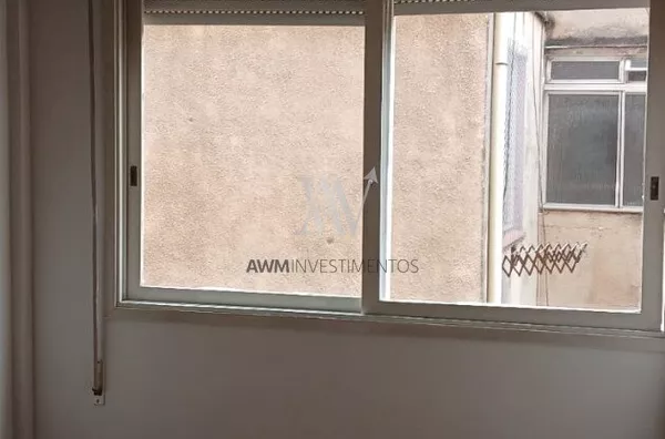 Awm Vende apartamento 02 dormitórios no Bairro Floresta, Porto Alegre