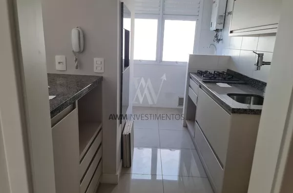 Awm Vende Apartamento 02 dormitórios com suíte no  Bairro Higienópolis, Porto Alegre