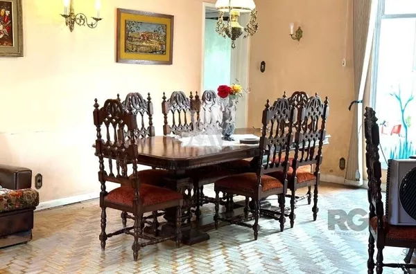 Awm Vende Casa 03 dormitórios no Bairro   Glória, Porto Alegre