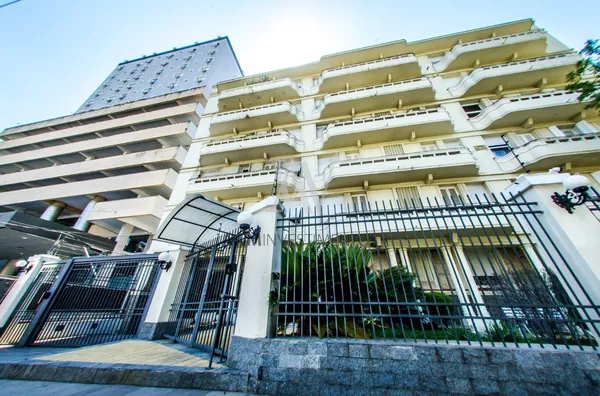 Awm Vende Apartamento 2 dormitórios , 1 suíte no Bairro Floresta, Porto Alegre