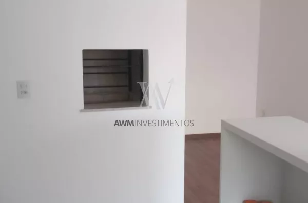 Awm Vende Apartamento 02 dormitórios sendo o1 suíte no Bairro Santa Cecilia, Porto Alegre