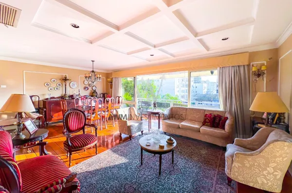 Awm Vende Apartamento 03 dormitórios no Bairro Moinhos  De Vento, Porto Alegre