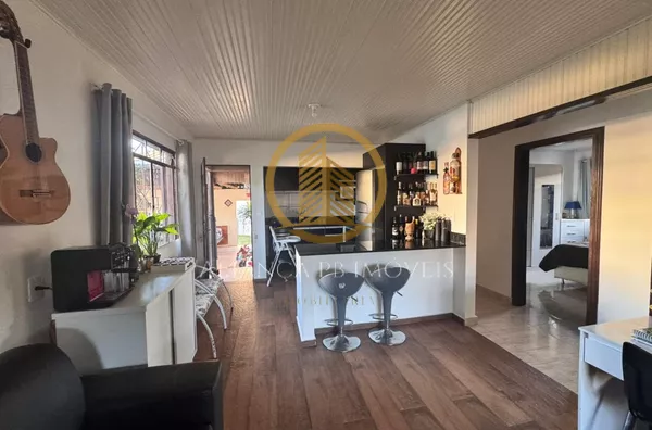 Casa à venda no bairro La Salle, em Pato Branco, com excelente potencial de geração de renda