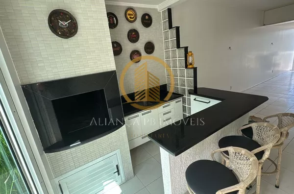 Sobrado Triplex Alto Padrão Construtivo,  Centro, Pato Branco