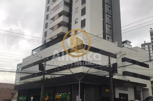 EXCELENTE APARTAMENTO NO CENTRO - Edifício Colibri