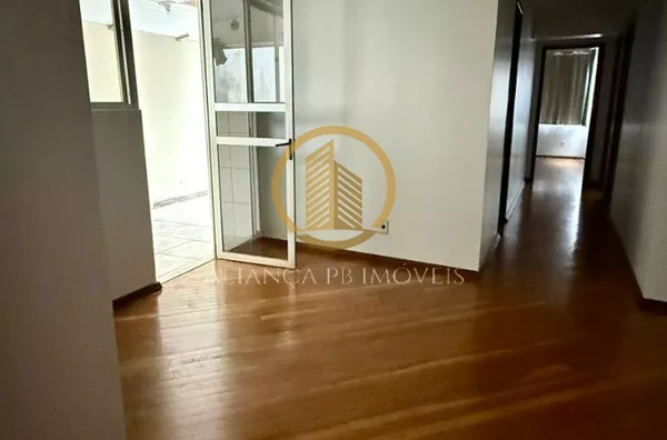 Apartamento para aluguel no Centro de Pato Branco com 03 quartos e uma sacada maravilhosa