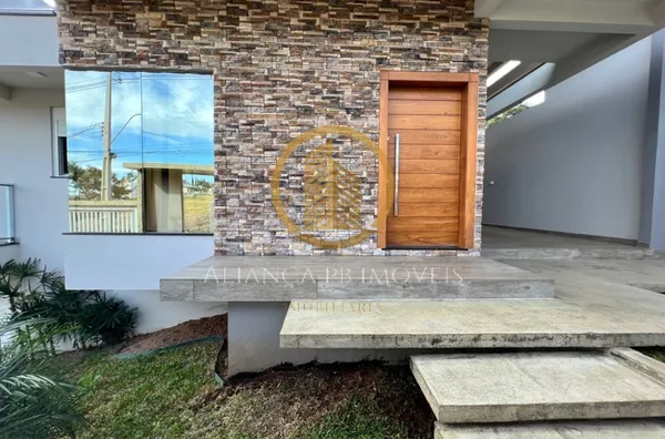 Vende-se casa de Alto Padrão