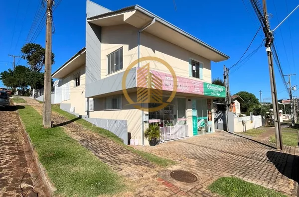 EXCELENTE CASA PARA LOCAÇÃO com 01 suíte mais 02 quartos em área privilegiada do Bairro Fraron - Foto 2