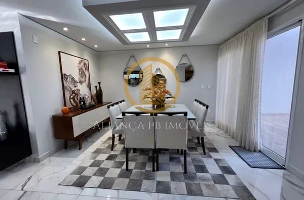 Vende-se casa de Alto Padrão