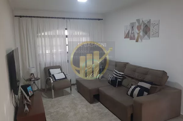 Belo Sobrado a Venda com 3 dormitórios sendo 1 suite com closet  – R$ 800.000,00 no Jd. Guarapiranga!!!