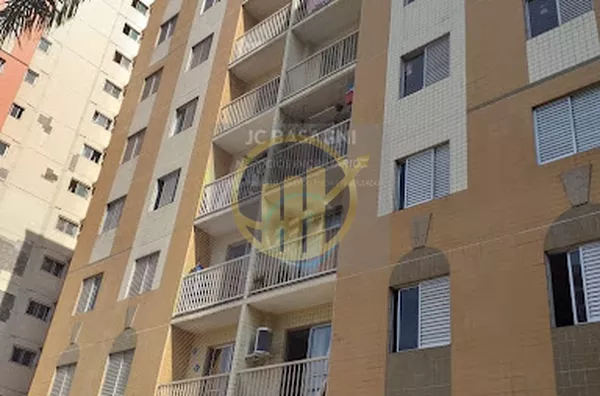 Apto. em Cambuci com 03 dormitórios, sala 02 ambientes, sacada, cozinha, banheiro e área de serviço, apto. com 61,81m2 área útil, 01 vaga de garagem em prédio com lazer total (piscina, quadra, churrasqueira, salão de festas, jogos e sala infantil).