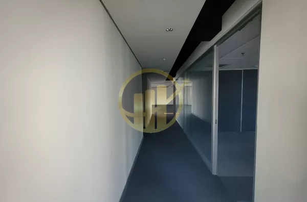 Sala Comercial para Aluguel e Venda  na Vila Mariana - Aluguel R$ 90.000,00 + IPTU R$ 7.429,00 + Cond. R$12.548,00 - Venda R$ 15.000.000,00.