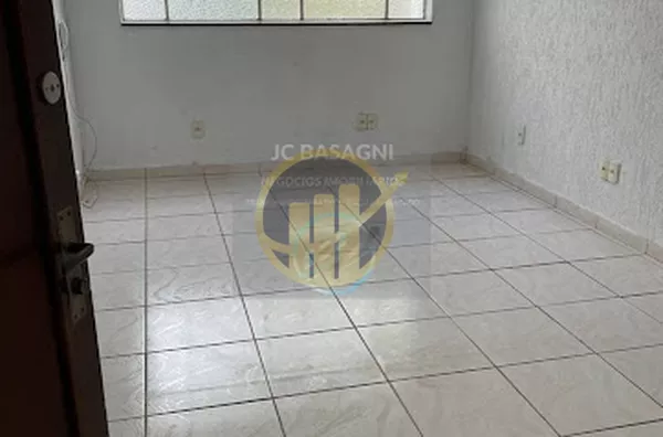 Sala Comercial no Centro de S. André no 2o andar 
Sala 13 com IPTU, Água, Luz, Faxina semanal 
Incluídos no Aluguel.