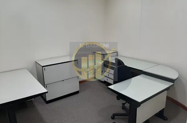 São Paulo - Conjunto Comercial/Sala - Bela Vista
Conjunto Comercial de Alto Padrão Mobiliado, no Jardim Paulista são 157m, 5 vagas todos com ar condicionado com 3 banheiros. Pé direito alto, com varanda, copa e recepção. Pronto para uso

Edifício comercia