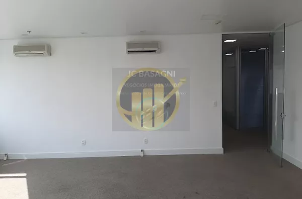 São Paulo  Conjunto Comercial Sala  Bela VistaConjunto comercial de 153 m2, pronto para uso, com ar condicionado, piso em carpete, divisorias, copa, varanda, 2 banheiros e 5 vagas de garagem.Edificio comercial de alto padrão na região da Avenida Pauli